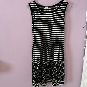 Lightly Used Woman’s Black And White Striped Max Studio Dress